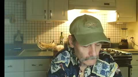 Snapshot of raylene4u2 chatting on July 16, 2026, 8:31 am Ray online show from July 16, 2026, 8:31 am