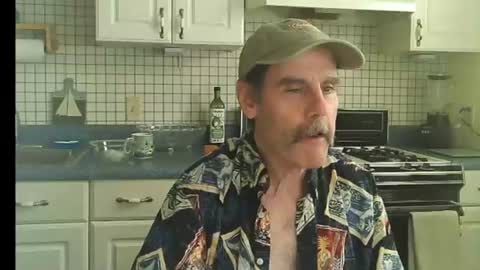 Snapshot of raylene4u2 chatting on July 23, 2026, 7:01 pm Ray online show from July 23, 2026, 7:01 pm