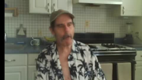 Snapshot of raylene4u2 chatting on July 26, 2026, 4:36 pm Ray online show from July 26, 2026, 4:36 pm