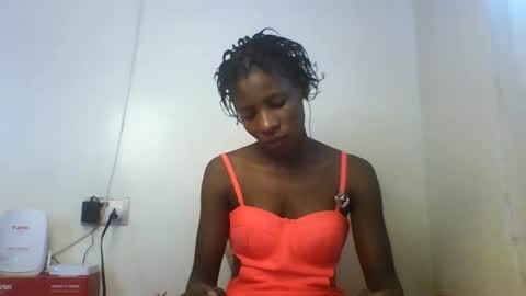 Snapshot of raylucia chatting on May 3, 2026, 6:19 am ray online show from May 3, 2026, 6:19 am