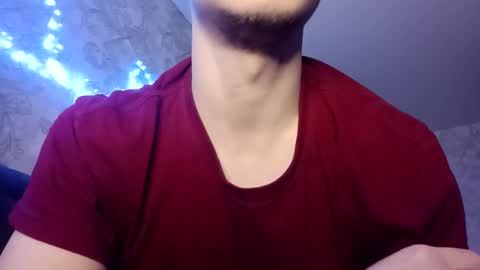 Snapshot of raymartino chatting on February 11, 2025, 11:44 pm RayMartino online show from February 11, 2025, 11:44 pm