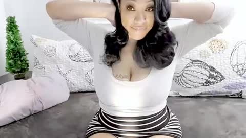 rayne woods online show from June 23, 2026, 10:24 am