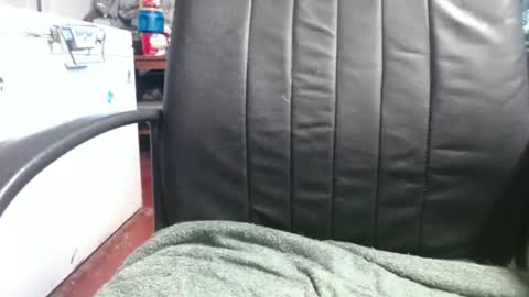 Snapshot of raysmith77777777 chatting on December 14, 2024, 1:59 pm Ray online show from December 14, 2024, 1:59 pm