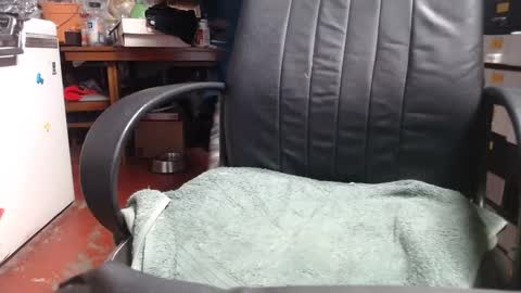 Snapshot of raysmith77777777 chatting on December 22, 2024, 12:16 pm Ray online show from December 22, 2024, 12:16 pm