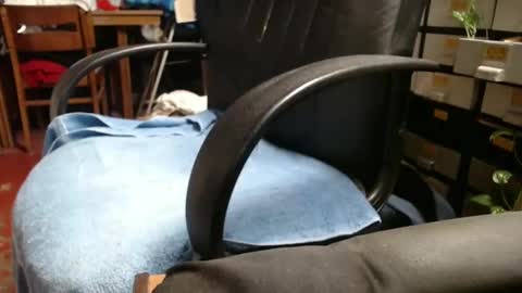 Snapshot of raysmith77777777 chatting on October 27, 2025, 12:58 am Ray online show from October 27, 2025, 12:58 am