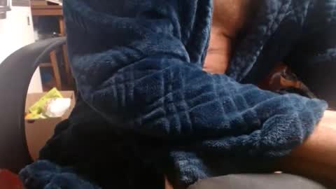 Snapshot of raysmith77777777 chatting on December 14, 2025, 2:11 pm Ray online show from December 14, 2025, 2:11 pm