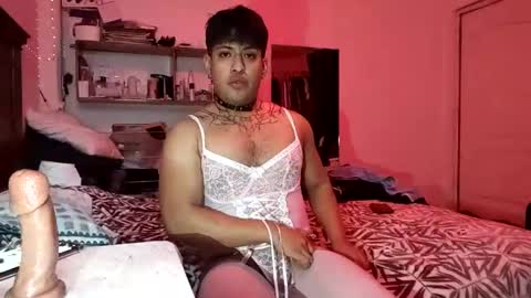 Snapshot of rayuwur chatting on October 12, 2025, 10:42 pm Ray online show from October 12, 2025, 10:42 pm