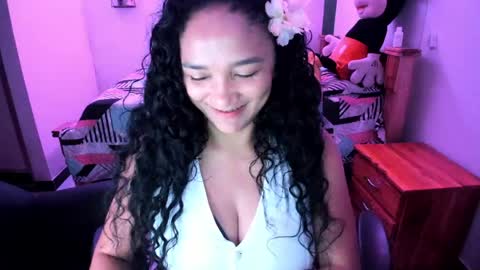 Snapshot of rayza_mature_ chatting on May 9, 2026, 2:55 pm Danna online show from May 9, 2026, 2:55 pm
