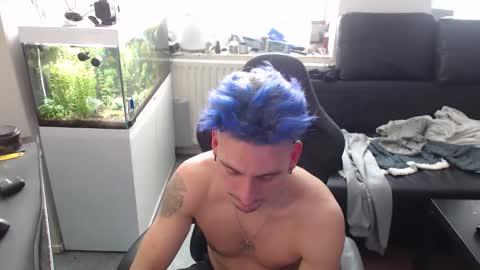 Rayzel online show from January 8, 2026, 1:02 pm