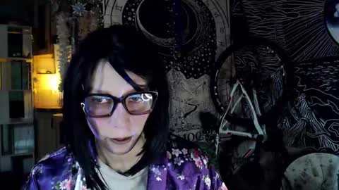 Snapshot of raziel_haze chatting on January 20, 2025, 2:46 pm Yrriel Strife Candy-Demon Caveboy mr. Cringe online show from January 20, 2025, 2:46 pm
