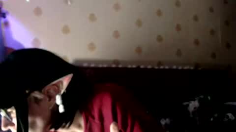 Snapshot of raziel_haze chatting on February 13, 2025, 7:24 am Yrriel Strife Candy-Demon Caveboy mr. Cringe online show from February 13, 2025, 7:24 am