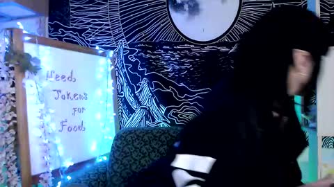 Snapshot of raziel_haze chatting on March 4, 2025, 11:40 am Yrriel Strife Candy-Demon Caveboy mr. Cringe online show from March 4, 2025, 11:40 am