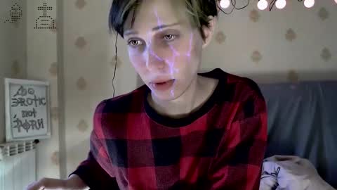 Snapshot of raziel_haze chatting on October 20, 2025, 5:41 am Yrriel Strife Candy-Demon Caveboy mr. Cringe online show from October 20, 2025, 5:41 am