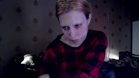 Snapshot of raziel_haze chatting on March 11, 2026, 7:03 am Yrriel Strife Candy-Demon Caveboy mr. Cringe online show from March 11, 2026, 7:03 am