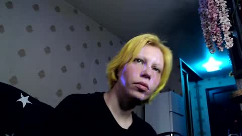 Snapshot of raziel_haze chatting on March 29, 2026, 4:34 am Yrriel Strife Candy-Demon Caveboy mr. Cringe online show from March 29, 2026, 4:34 am