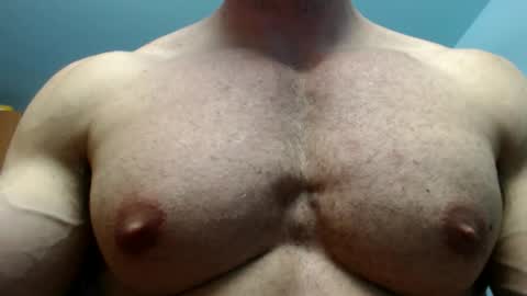 Snapshot of razorramon13 chatting on May 12, 2026, 7:44 pm razorramon13 online show from May 12, 2026, 7:44 pm