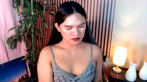 Snapshot of ready2care4youbabe chatting on July 2, 2026, 8:48 pm Beth online show from July 2, 2026, 8:48 pm