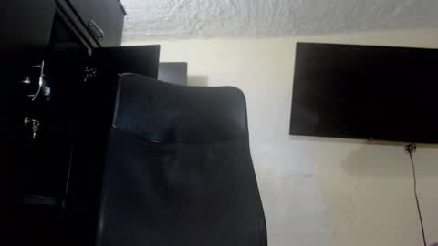 Snapshot of real1dk chatting on December 30, 2024, 3:14 am Sthith online show from December 30, 2024, 3:14 am