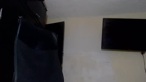 Snapshot of real1dk chatting on December 30, 2024, 6:05 pm Sthith online show from December 30, 2024, 6:05 pm