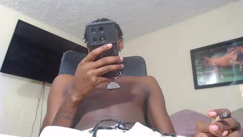 Snapshot of real1dk chatting on February 18, 2025, 10:03 pm Sthith online show from February 18, 2025, 10:03 pm