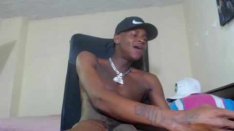 Snapshot of real1dk chatting on February 20, 2025, 1:25 am Sthith online show from February 20, 2025, 1:25 am