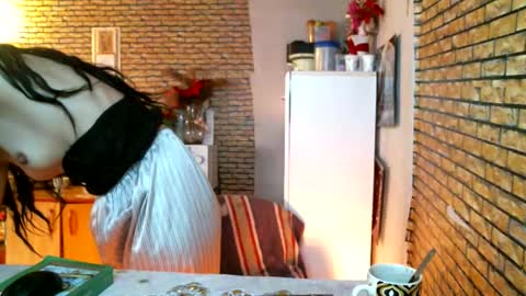 Snapshot of real_coupl3 chatting on March 4, 2026, 7:58 am real_coupl3 online show from March 4, 2026, 7:58 am