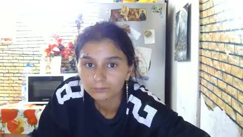 Snapshot of real_coupl3 chatting on July 14, 2026, 7:19 pm real_coupl3 online show from July 14, 2026, 7:19 pm