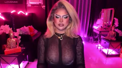 Snapshot of real_dom_phuta chatting on October 26, 2025, 9:48 am Miss Katrina De Futah Goddess of HELL online show from October 26, 2025, 9:48 am
