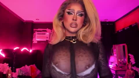 Snapshot of real_dom_phuta chatting on November 5, 2025, 2:22 am Miss Katrina De Futah Goddess of HELL online show from November 5, 2025, 2:22 am