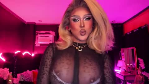 Snapshot of real_dom_phuta chatting on November 7, 2025, 2:33 am Miss Katrina De Futah Goddess of HELL online show from November 7, 2025, 2:33 am