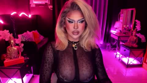 Snapshot of real_dom_phuta chatting on November 28, 2025, 3:25 pm Miss Katrina De Futah Goddess of HELL online show from November 28, 2025, 3:25 pm