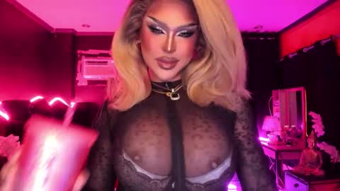 Snapshot of real_dom_phuta chatting on December 5, 2025, 2:20 am Miss Katrina De Futah Goddess of HELL online show from December 5, 2025, 2:20 am