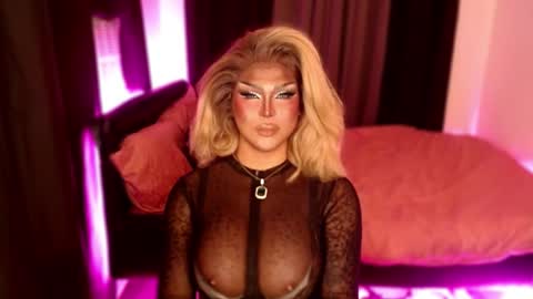 Snapshot of real_dom_phuta chatting on December 17, 2025, 7:53 pm Miss Katrina De Futah Goddess of HELL online show from December 17, 2025, 7:53 pm