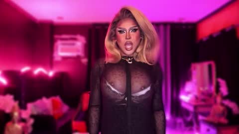 Snapshot of real_dom_phuta chatting on December 19, 2025, 2:40 am Miss Katrina De Futah Goddess of HELL online show from December 19, 2025, 2:40 am