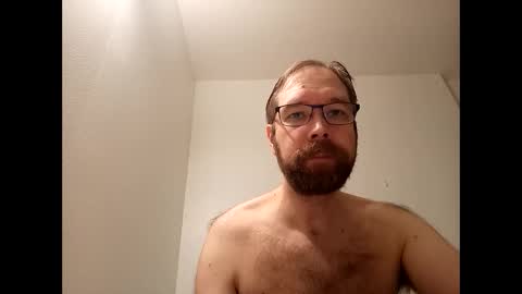 Snapshot of realbucknaked80s chatting on November 30, 2025, 7:40 pm realbucknaked80s online show from November 30, 2025, 7:40 pm