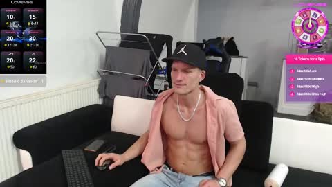 Snapshot of reallyman7 chatting on February 21, 2025, 11:10 pm Ask me online show from February 21, 2025, 11:10 pm