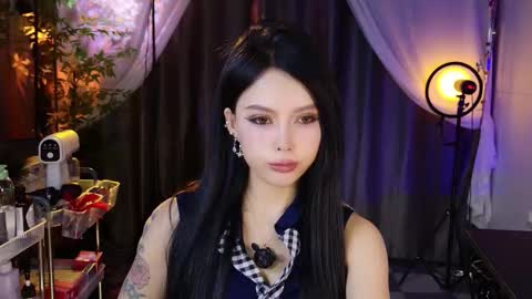 Snapshot of reaowna___ chatting on December 13, 2025, 7:53 pm reaowna___ online show from December 13, 2025, 7:53 pm