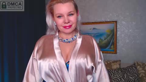 Snapshot of reasonforpassion_ chatting on February 14, 2025, 5:46 pm Im a little sick. Ill be back soon. online show from February 14, 2025, 5:46 pm