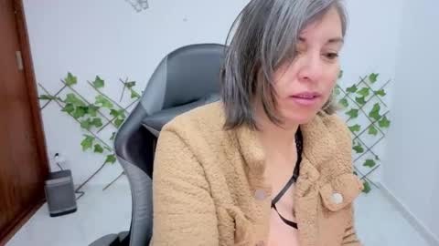 Rebbeca online show from February 7, 2026, 9:57 am