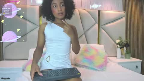 Snapshot of rebeca_brown_ chatting on May 24, 2026, 11:37 am Rebeca online show from May 24, 2026, 11:37 am
