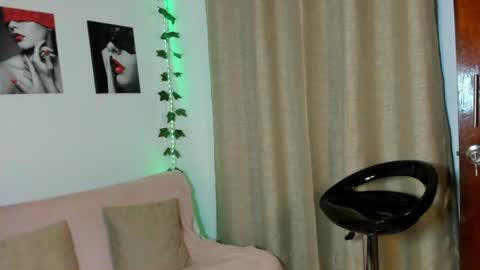 Snapshot of rebeca_marchetti chatting on July 20, 2026, 8:44 pm Rebeca Marchetti online show from July 20, 2026, 8:44 pm