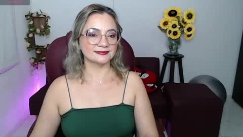 REBECA online show from March 18, 2026, 1:47 pm