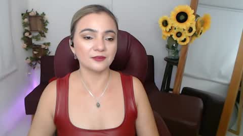 Snapshot of rebeca_milf chatting on June 10, 2026, 4:17 pm REBECA online show from June 10, 2026, 4:17 pm