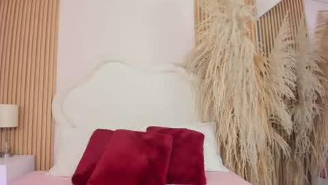 Snapshot of rebeca_taylor_ chatting on July 7, 2026, 8:24 pm rebeca_taylor_ online show from July 7, 2026, 8:24 pm