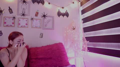 Snapshot of rebecah_1 chatting on October 15, 2025, 12:49 pm Rebeca online show from October 15, 2025, 12:49 pm