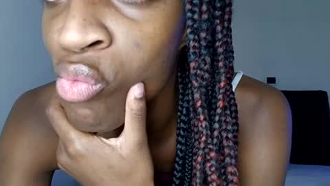 Tu mami Rebecca online show from July 7, 2026, 12:09 pm