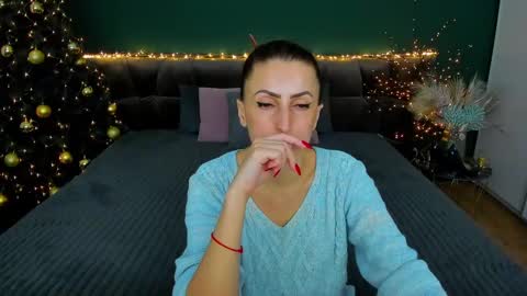 rebecca_diamonds online show from January 19, 2025, 9:44 am