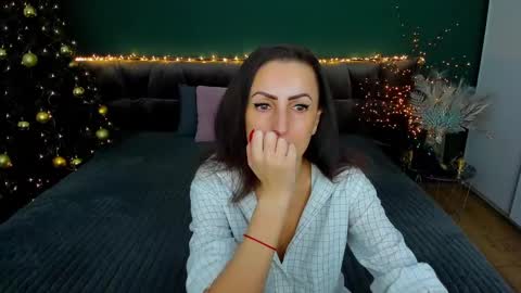 rebecca_diamonds online show from January 21, 2025, 6:22 am