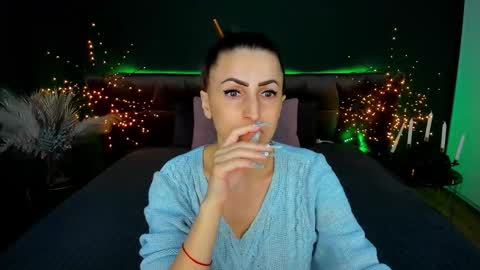 rebecca_diamonds online show from March 1, 2026, 6:26 am