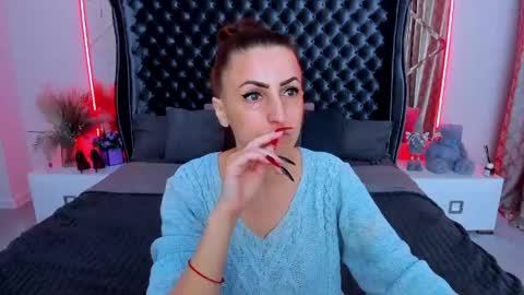 rebecca_diamonds online show from April 19, 2026, 5:40 am